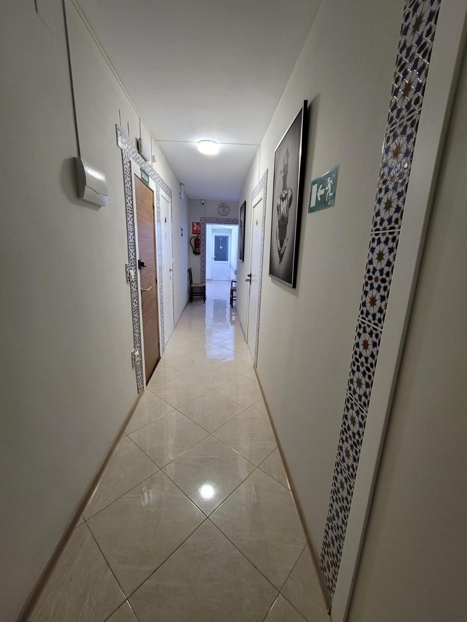 Mini-Hotel Casa De La Luz อาลิกันเต ภายนอก รูปภาพ
