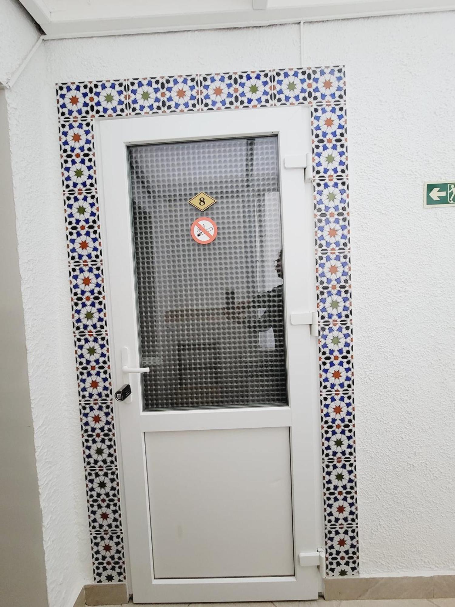 Mini-Hotel Casa De La Luz อาลิกันเต ภายนอก รูปภาพ