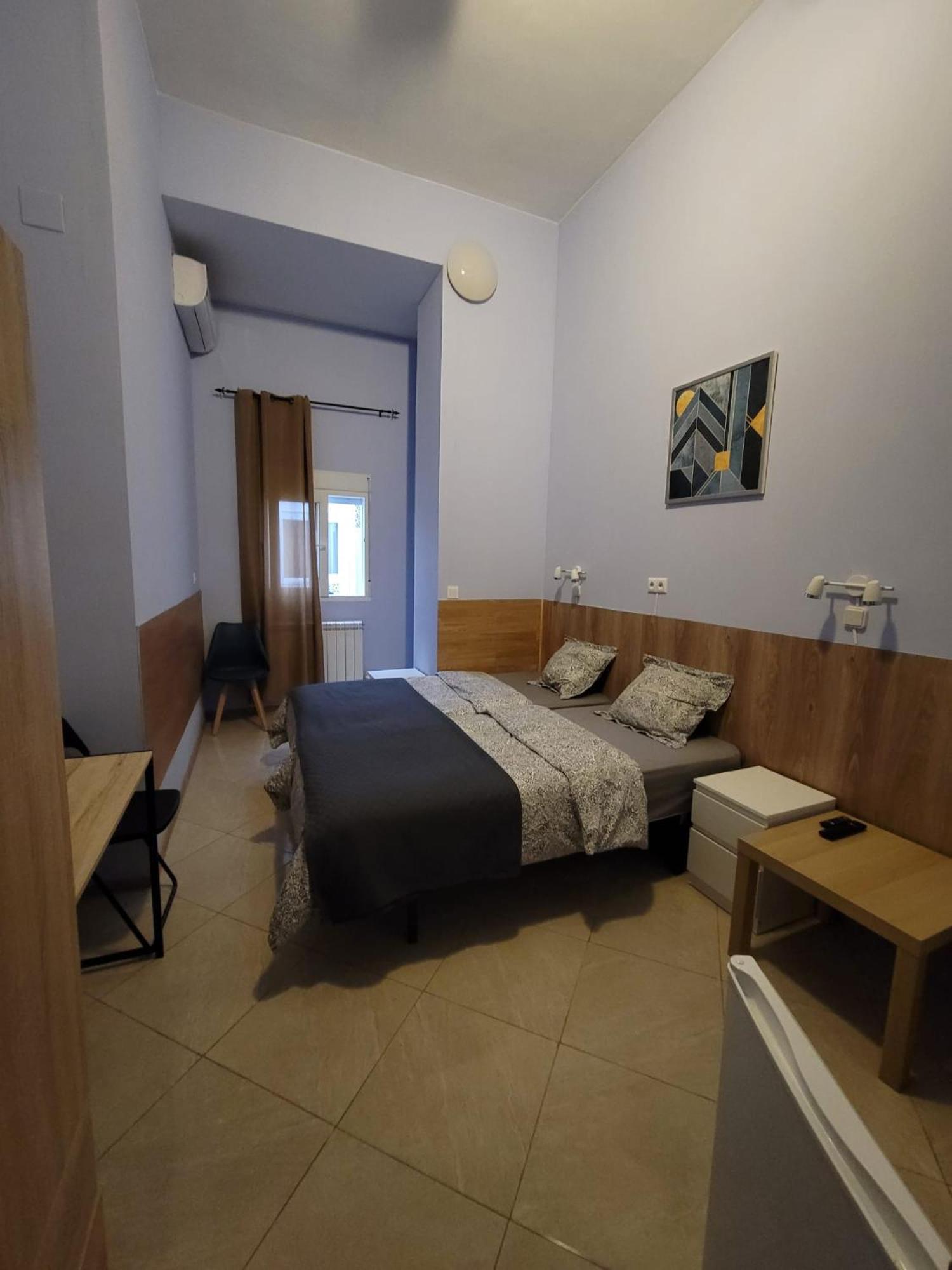 Mini-Hotel Casa De La Luz อาลิกันเต ภายนอก รูปภาพ