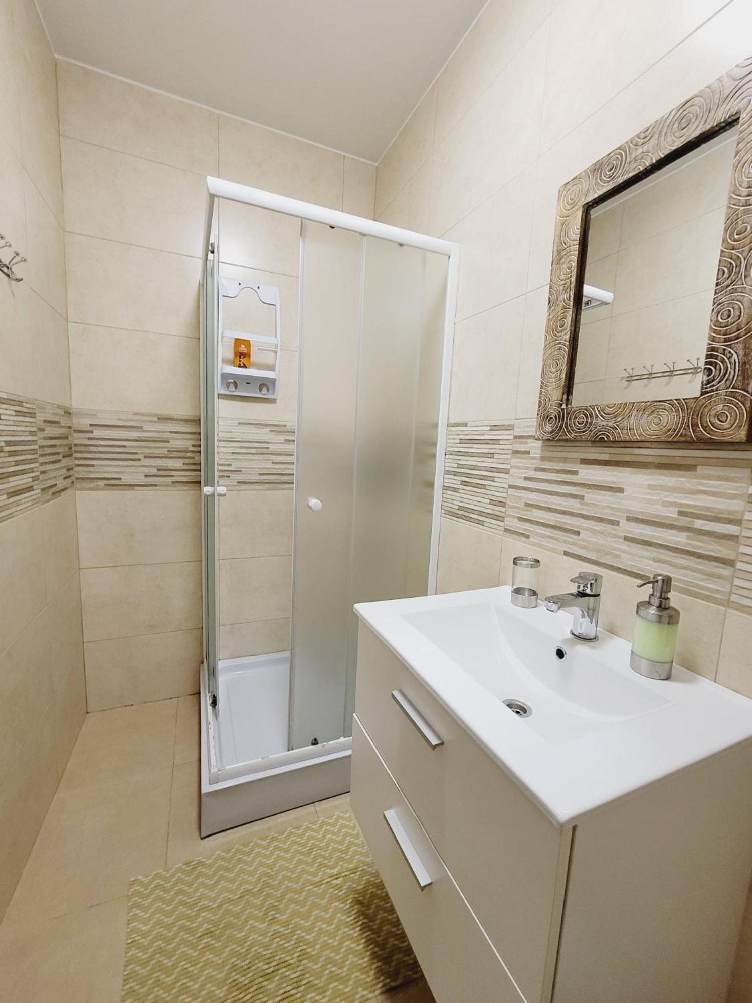 Mini-Hotel Casa De La Luz อาลิกันเต ภายนอก รูปภาพ