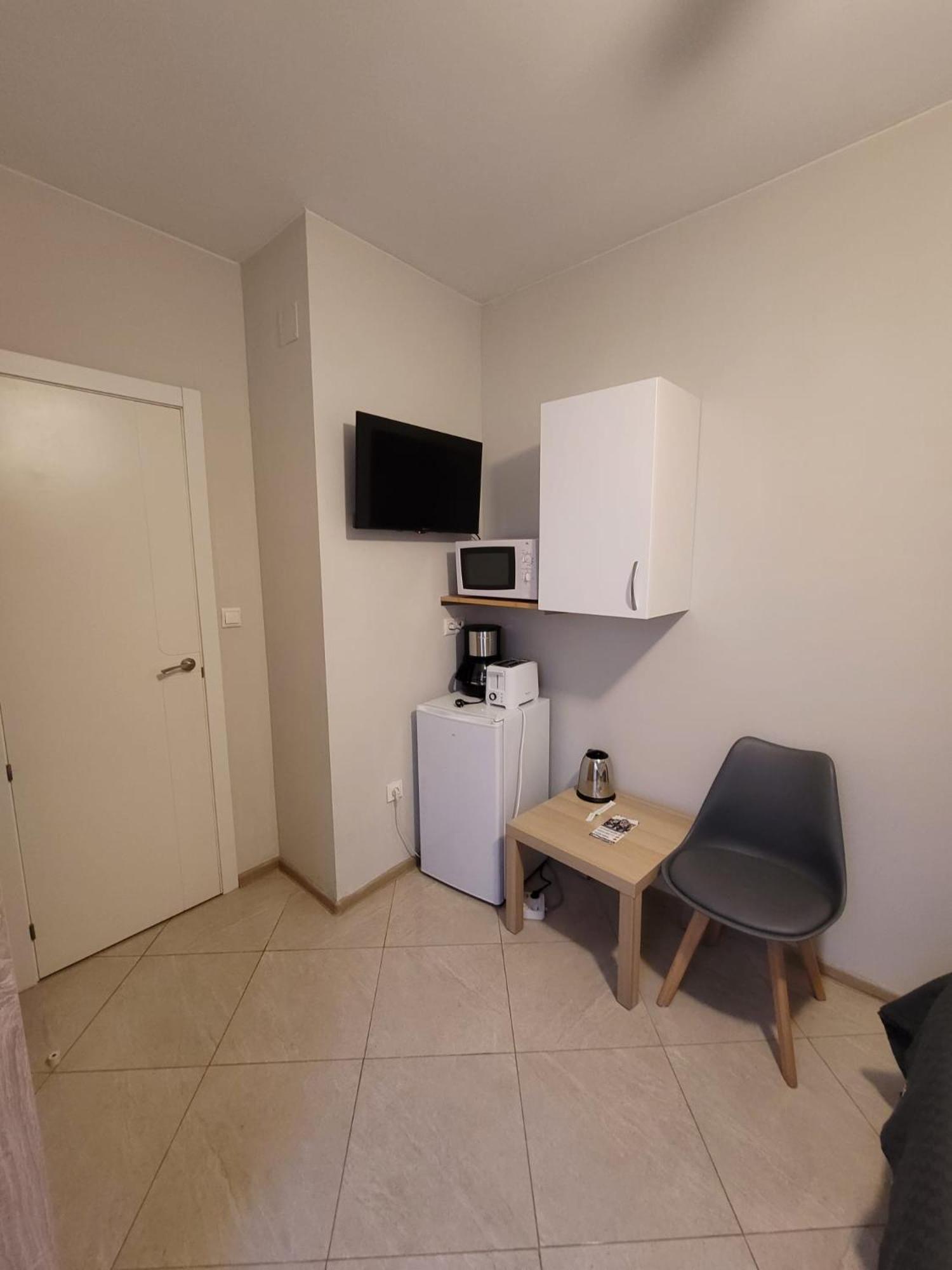Mini-Hotel Casa De La Luz อาลิกันเต ภายนอก รูปภาพ