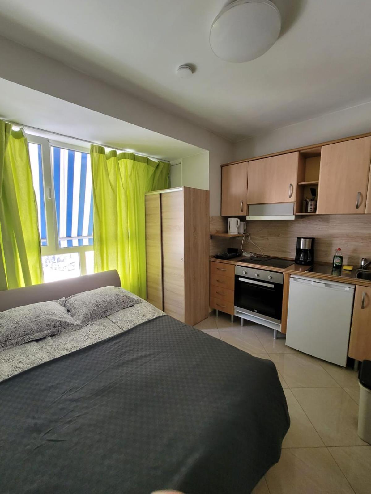 Mini-Hotel Casa De La Luz อาลิกันเต ภายนอก รูปภาพ