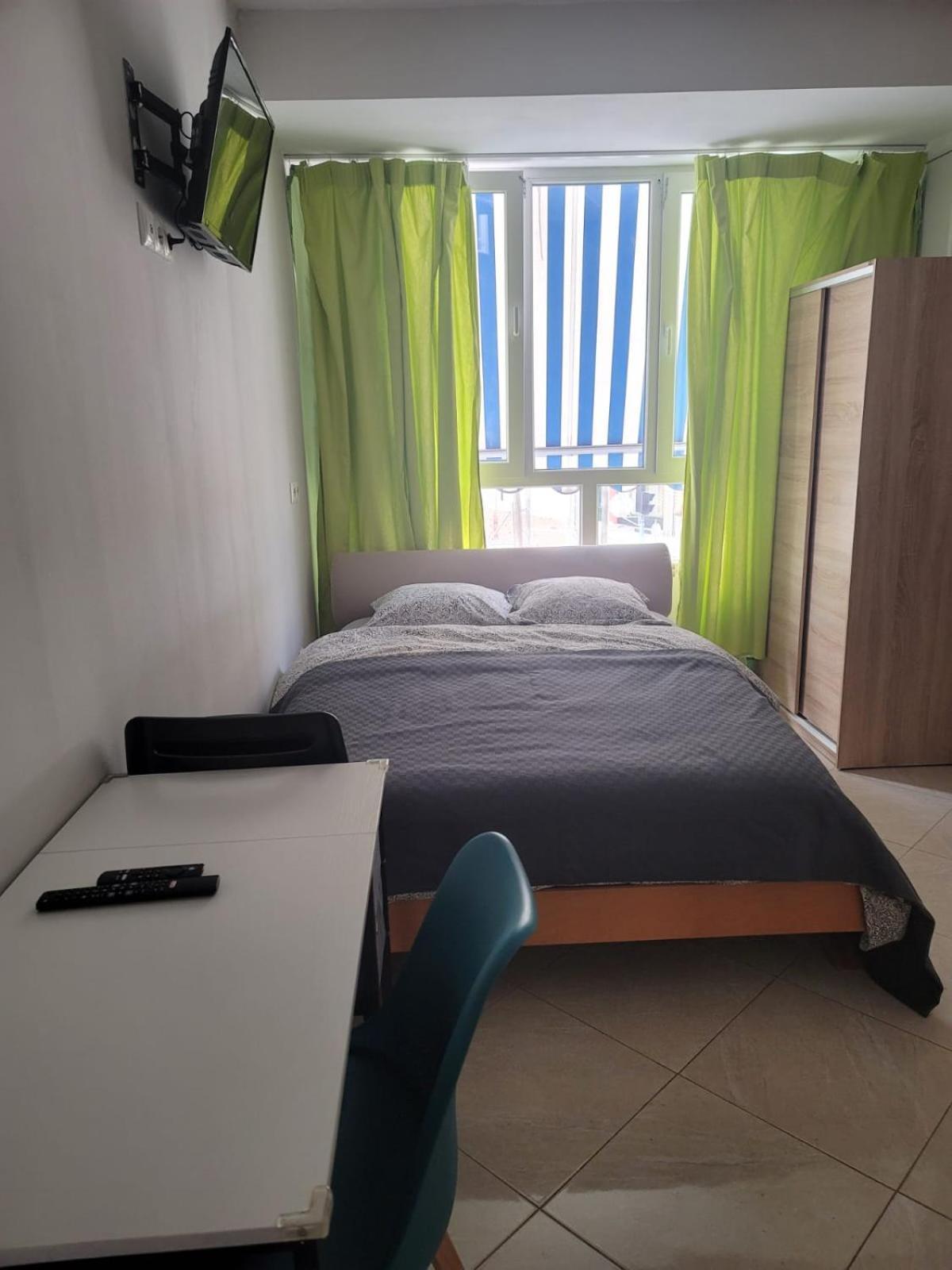 Mini-Hotel Casa De La Luz อาลิกันเต ภายนอก รูปภาพ